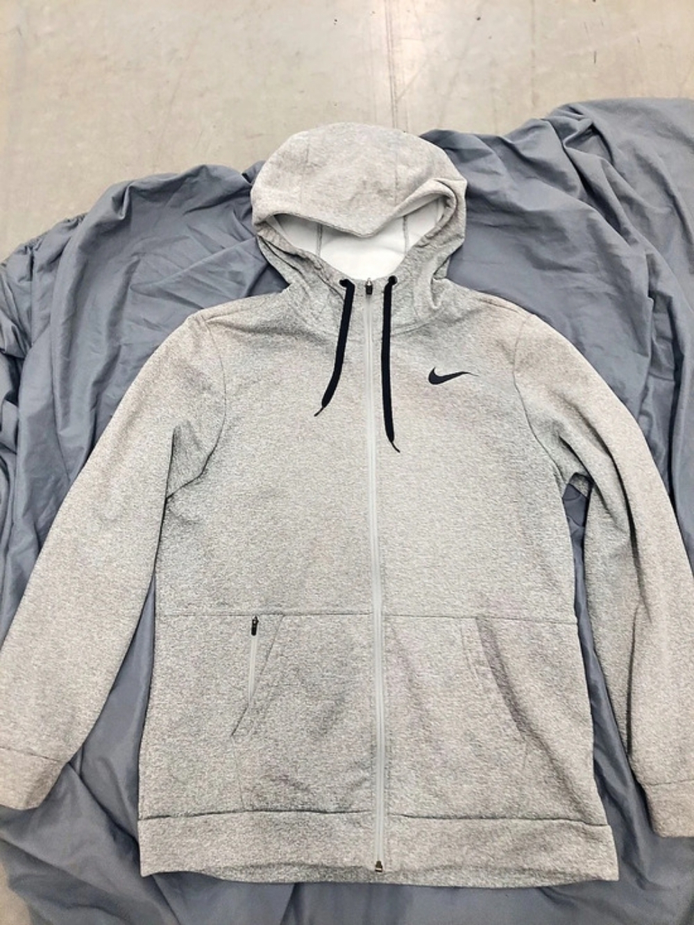 Nike Therma-FIT Full-Zip Hoodie Gray Size Large